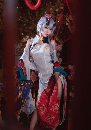 欧美全透明薄纱无内衣秀_1080P免费全集观看