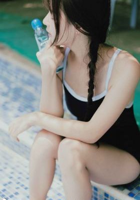 老师让我她我爽了在线观看_免费超清在线观看