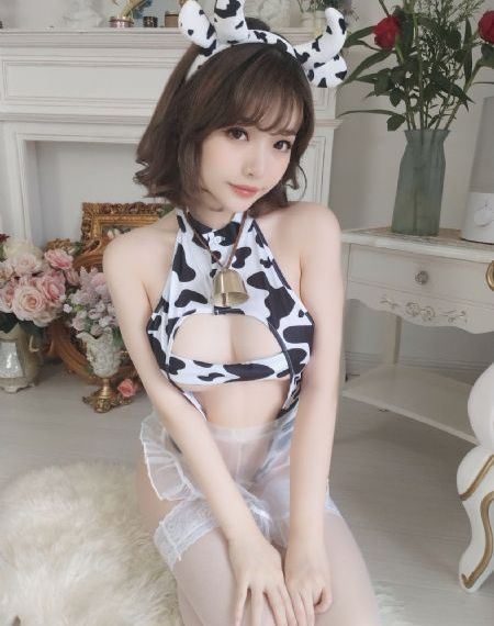 精品一区二区三区蜜桃臀小说_超清HD高清在线观看
