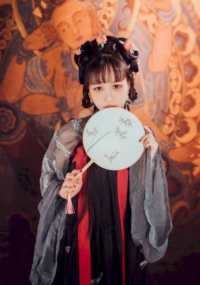 丰满寂寞的少妇老师_BD日韩免费观看