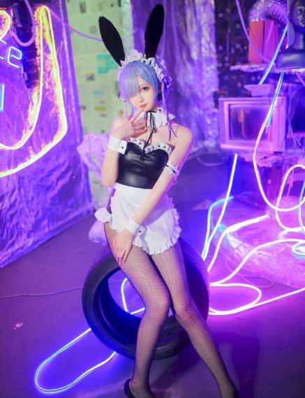 少妇的肉体aa片在线观看_无删减完整版在线观看