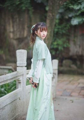 久久久精品人妻一区亚美研究所_DVD免费全集观看