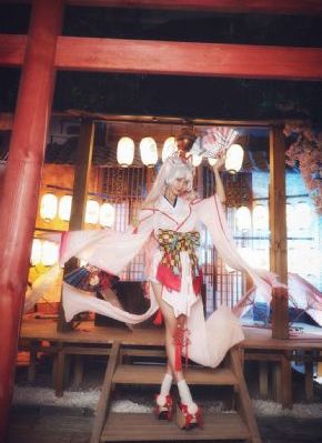 中文成人av_蓝光高清完整版播放
